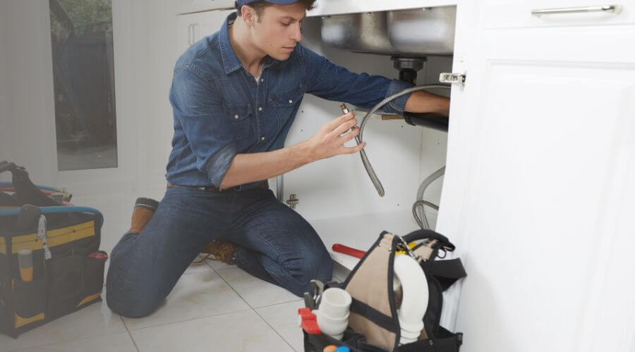 Expert burst pipe repair services in Ponder, TX